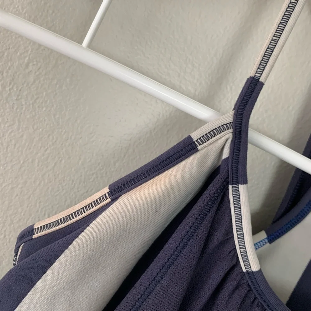 Lululemon Tank Top - Picture 8 of 8